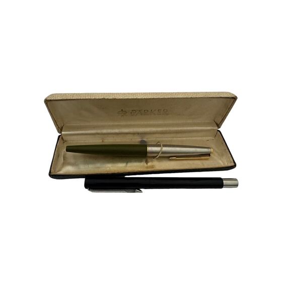 VTG Parker 45 Fountain Pen Green & Chrome Parker Arrow For Parts Repair READ - Picture 1 of 16